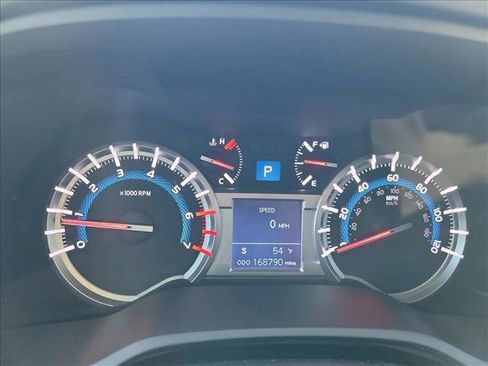 Used 2015 Toyota 4Runner SR5 image 20