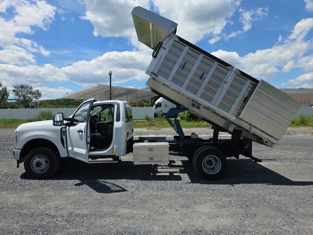 New 2025 Ford F350 XL w/ XL Chrome Package AWD/4WD image 21