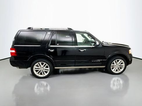 Used 2017 Ford Expedition Platinum AWD/4WD image 9