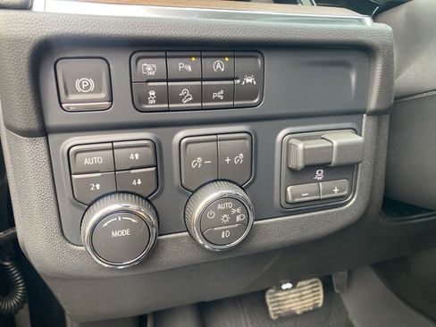 New 2026 Chevrolet Tahoe High Country w/ Sun And Tow Package image 31