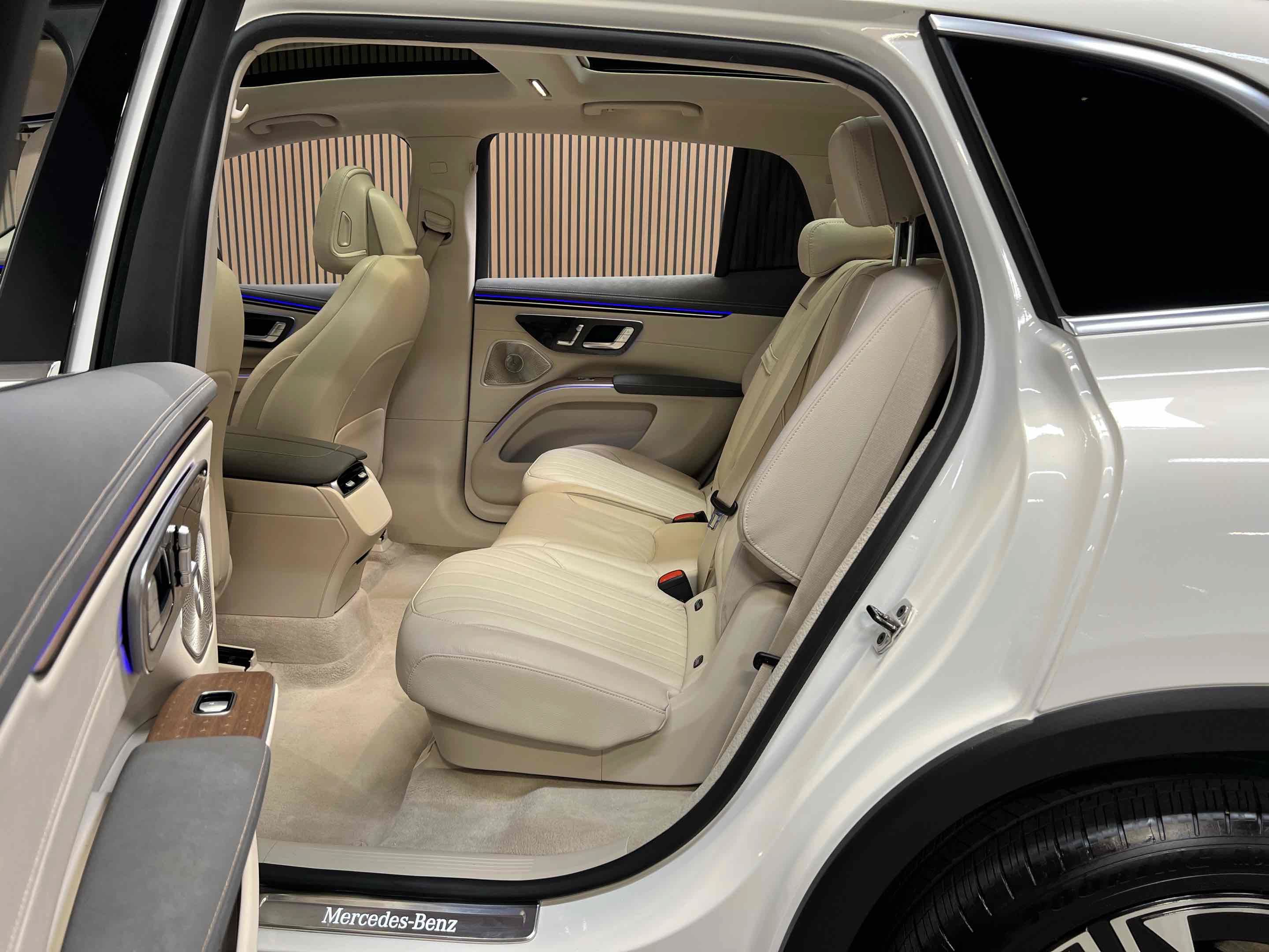 Used 2023 Mercedes-Benz EQS 450+ SUV image 5
