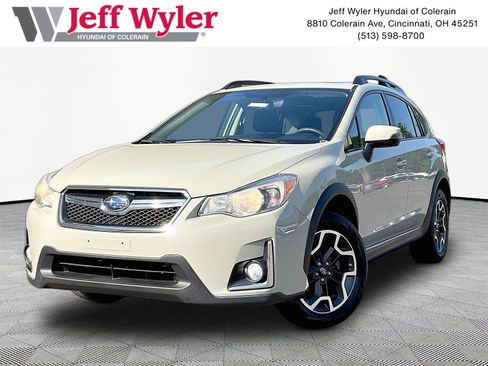 Used 2017 Subaru Crosstrek 2.0i Limited AWD/4WD image 1