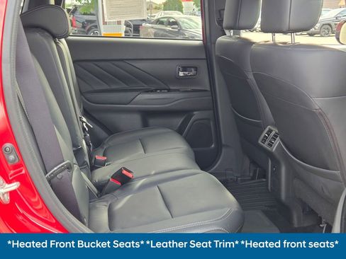 Used 2019 Mitsubishi Outlander SEL image 13