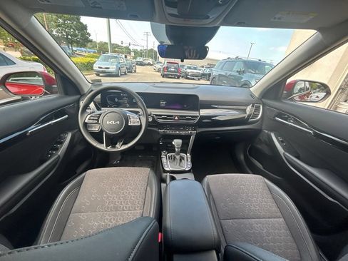 Certified 2025 Kia Seltos S AWD/4WD image 20