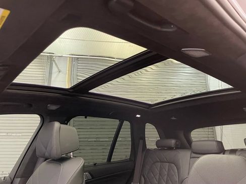 Used 2026 BMW X5 M60i AWD/4WD image 22