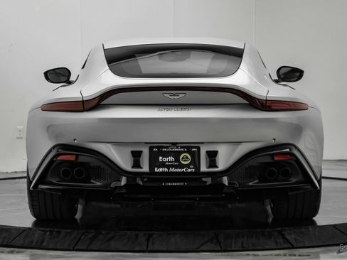 Used 2019 Aston Martin V8 Vantage Coupe RWD image 14