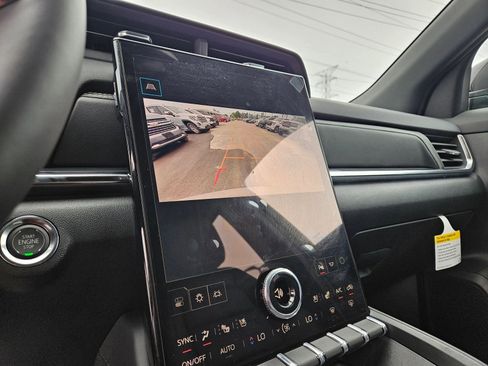 New 2026 GMC Terrain Elevation FWD image 17