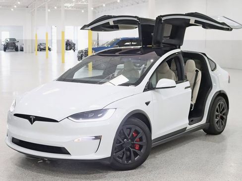 Used 2023 Tesla Model X Plaid AWD/4WD image 8