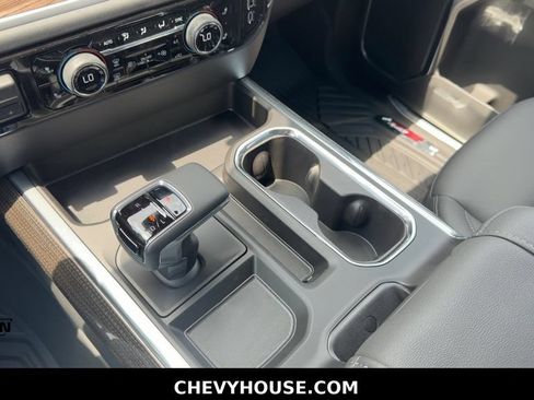New 2026 Chevrolet Silverado 1500 RST AWD/4WD image 19