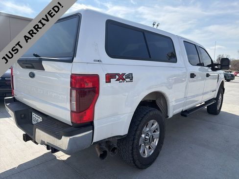 Used 2020 Ford F250 XLT w/ FX4 Off-Road Package image 5