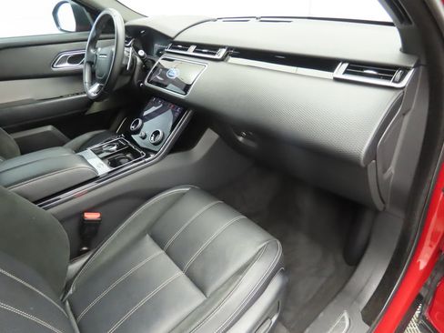 Used 2018 Land Rover Range Rover Velar R-Dynamic SE image 16