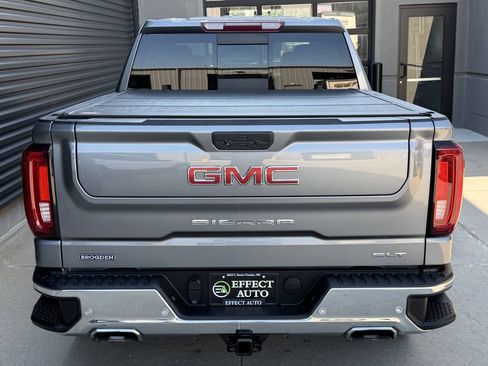 Used 2022 GMC Sierra 1500 SLT w/ SLT Premium Plus Package AWD/4WD image 15