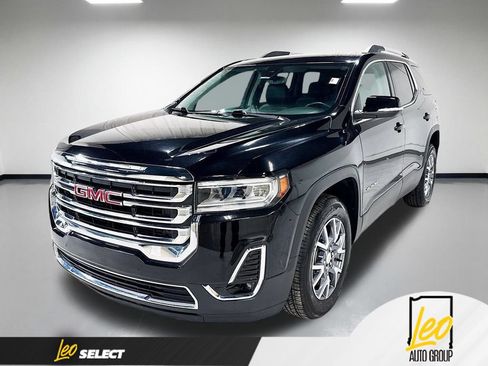Used 2023 GMC Acadia SLT AWD/4WD image 1