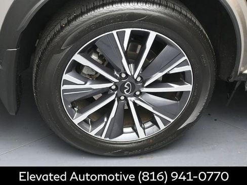 Certified 2026 INFINITI QX60 Luxe w/ Cargo Package AWD/4WD image 5