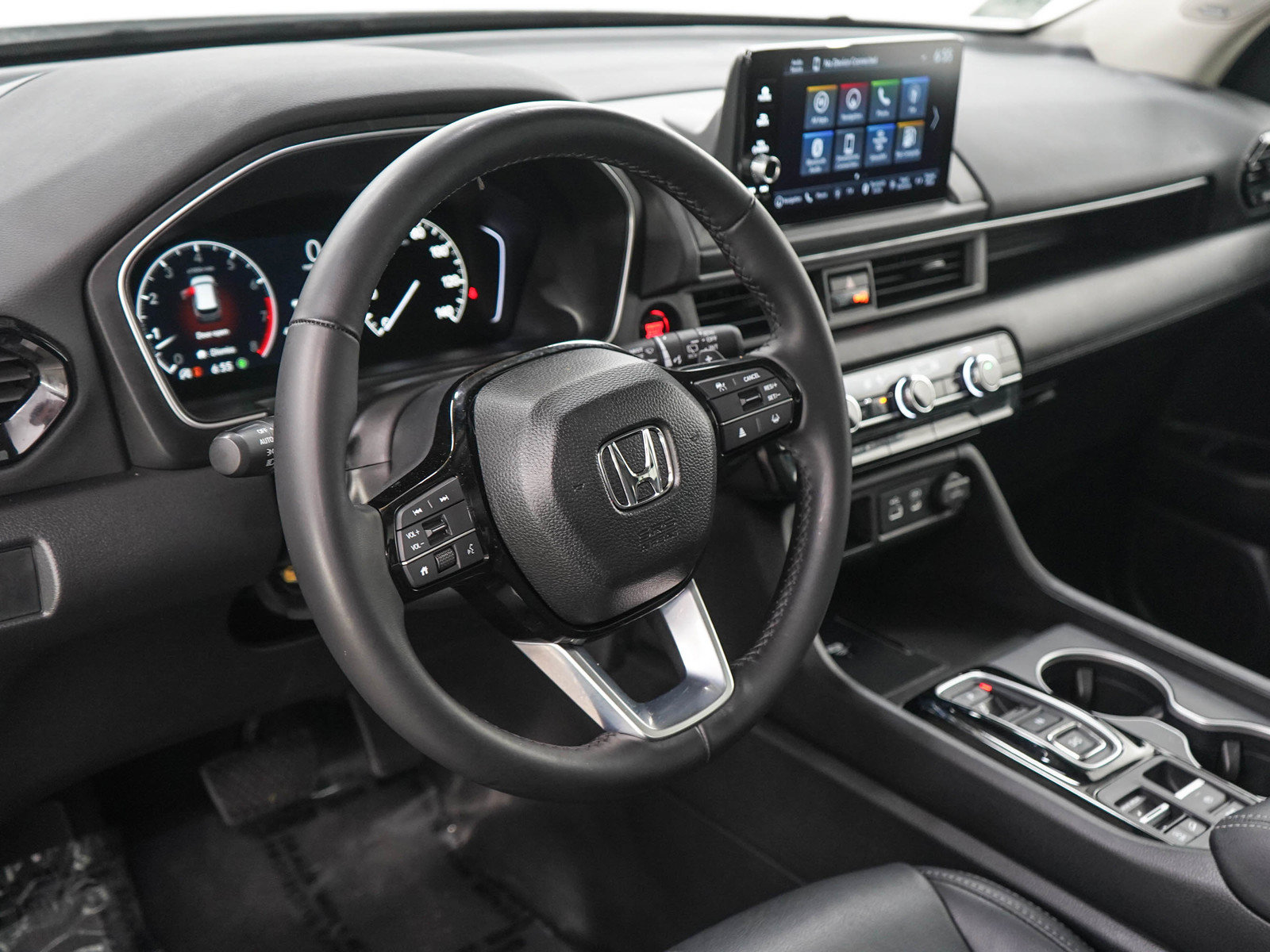 Used 2024 Honda Pilot Touring image 21