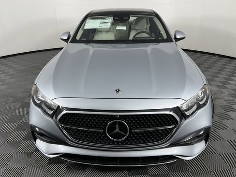 New 2026 Mercedes-Benz E 350 4MATIC Sedan image 5