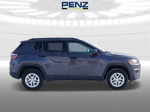 Used 2018 Jeep Compass Sport w/ Cold Weather Group image 8
