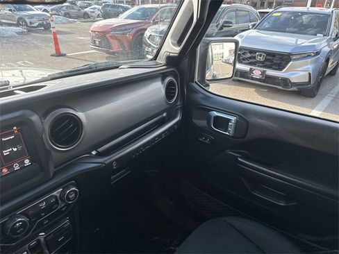 Used 2021 Jeep Wrangler Unlimited Sport image 30
