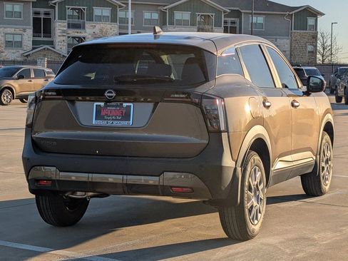 New 2026 Nissan Kicks S FWD image 4