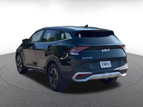 Used 2025 Kia Sportage LX FWD image 11