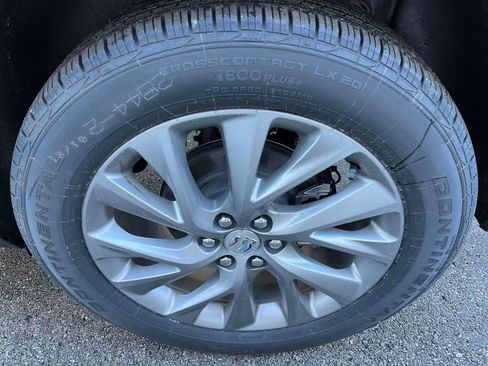 New 2026 Buick Enclave Preferred w/ Power Package image 11