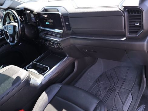 Used 2024 Chevrolet Silverado 2500 LTZ w/ LTZ Convenience Package AWD/4WD image 26