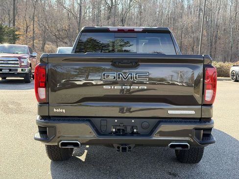 Used 2023 GMC Sierra 1500 Elevation w/ Elevation Premium Package AWD/4WD image 22