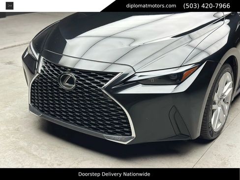 Used 2021 Lexus IS 300 AWD w/ Comfort Package image 13