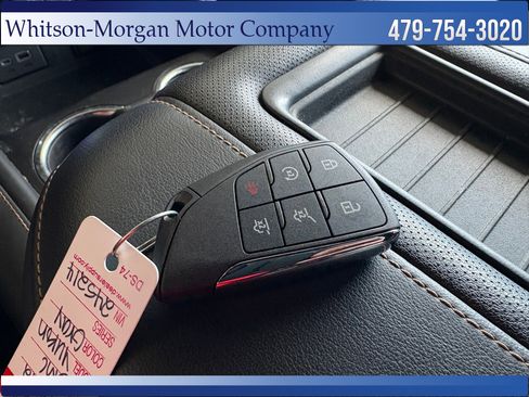 Used 2022 GMC Yukon AT4 image 21