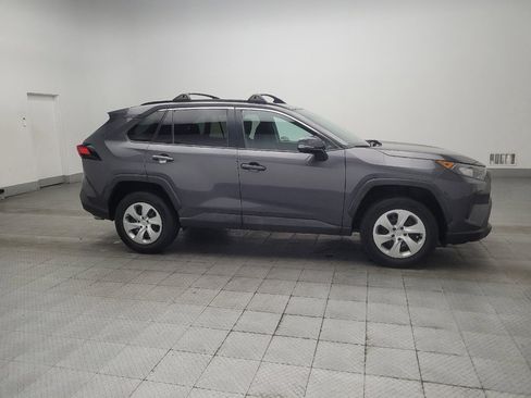 Used 2019 Toyota RAV4 LE FWD image 11