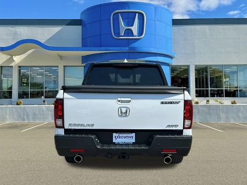 Used 2022 Honda Ridgeline Black Edition image 5