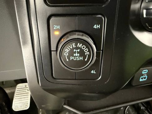 Used 2022 Ford F150 XLT w/ Equipment Group 301A Mid image 26