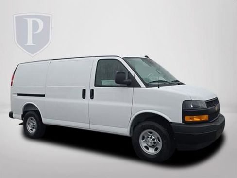New 2025 Chevrolet Express 2500 w/ Driver Convenience Package image 2