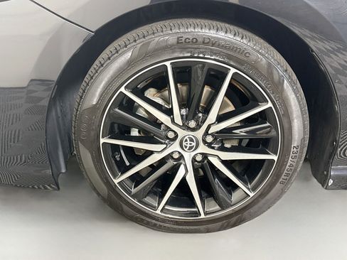 Used 2022 Toyota Camry SE FWD image 37