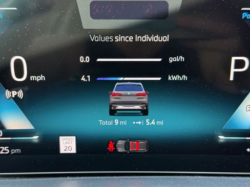 New 2026 BMW X5 xDrive50e image 36