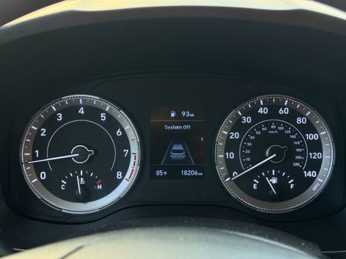 Used 2020 Hyundai Venue SE FWD image 17
