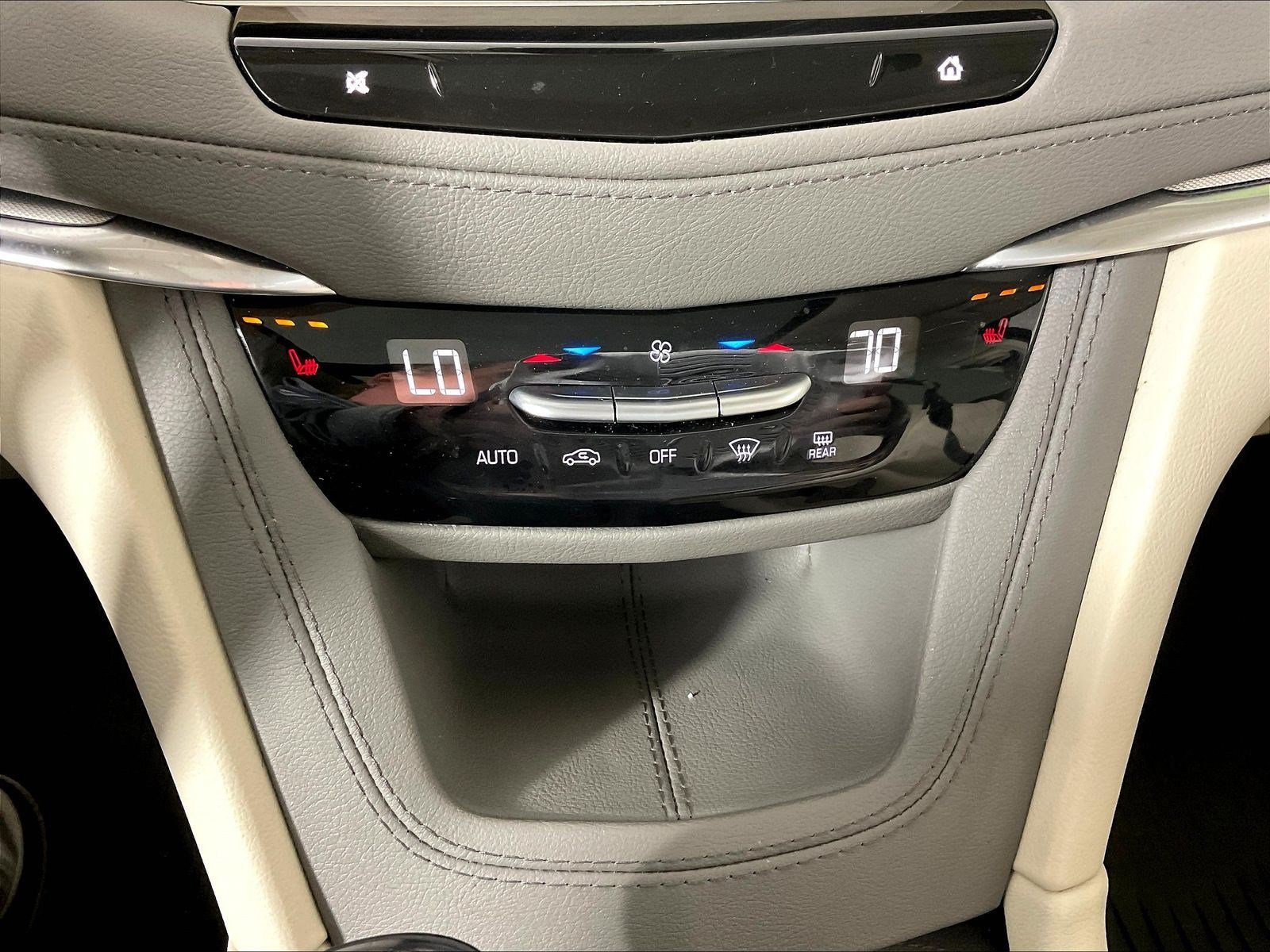 Used 2024 Cadillac XT5 Premium Luxury w/ LPO, Floor Liner Package AWD/4WD image 36