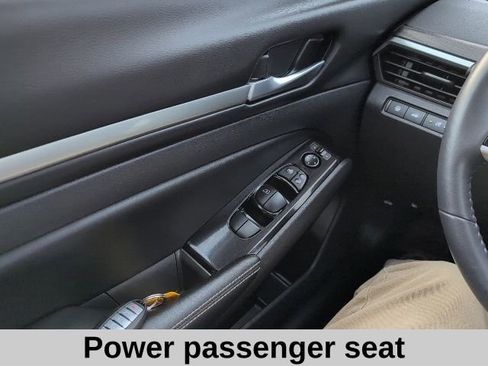 Used 2024 Nissan Altima 2.5 SL image 11