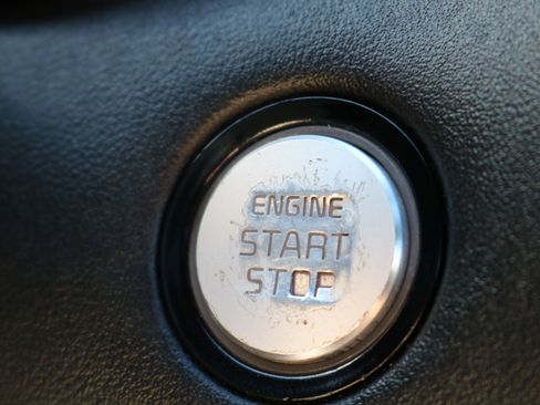 Used 2019 Kia Stinger GT2 image 14