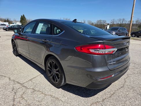 Used 2019 Ford Fusion SE w/ Equipment Group 151A image 6