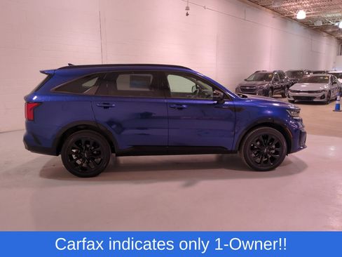 Certified 2023 Kia Sorento SX AWD/4WD image 2