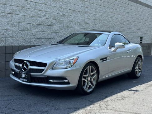 Used 2013 Mercedes-Benz SLK 250 image 1