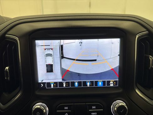 Used 2021 GMC Sierra 2500 AT4 w/ AT4 Premium Plus Package AWD/4WD image 38