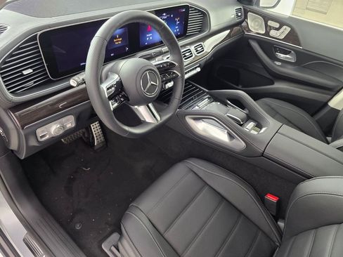 New 2026 Mercedes-Benz GLS 450 4MATIC image 7