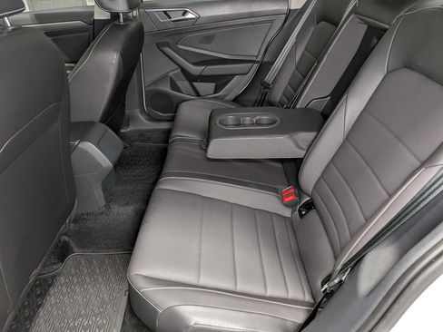 Used 2024 Volkswagen Jetta SE image 22