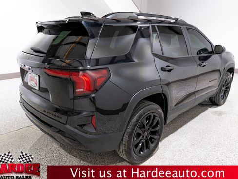 Used 2026 GMC Terrain Elevation w/ Elevation Premium Package FWD image 5