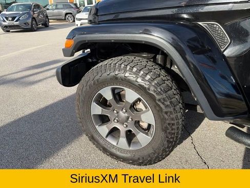 Used 2018 Jeep Wrangler Unlimited Sahara image 35