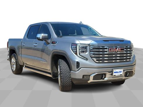 Certified 2023 GMC Sierra 1500 Denali w/ Technology Package AWD/4WD image 2