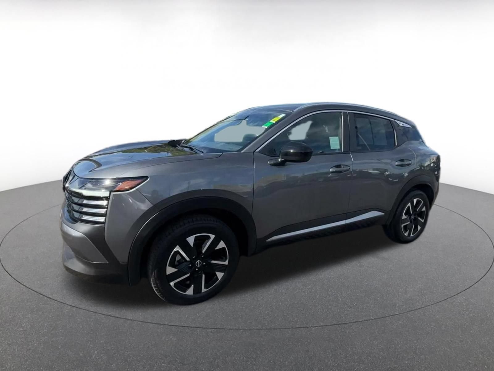 Used 2026 Nissan Kicks SV w/ Cold Weather Package AWD/4WD image 7
