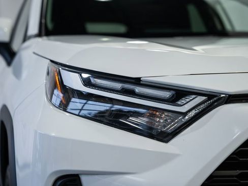 Used 2025 Toyota RAV4 XLE image 10